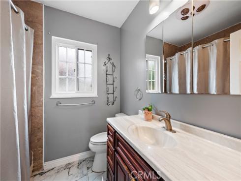 1707 E Romneya Drive, Anaheim, CA