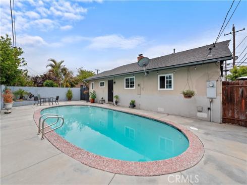 1707 E Romneya Drive, Anaheim, CA