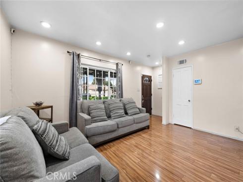 1707 E Romneya Drive, Anaheim, CA