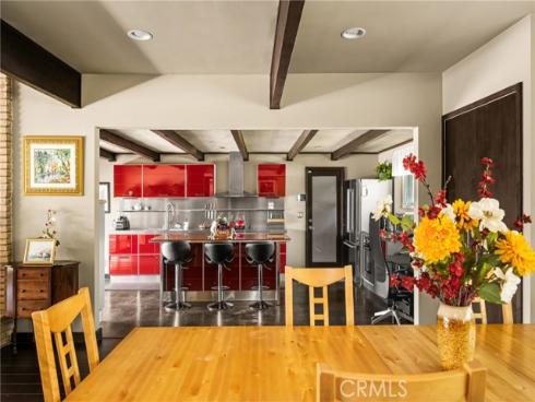 1006 W Pioneer Drive, Anaheim, CA