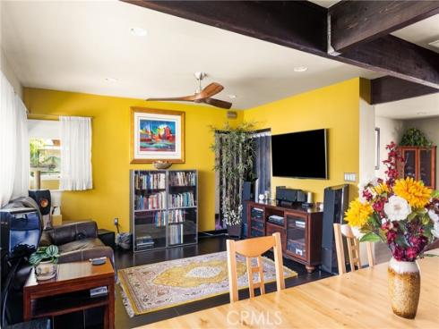 1006 W Pioneer Drive, Anaheim, CA