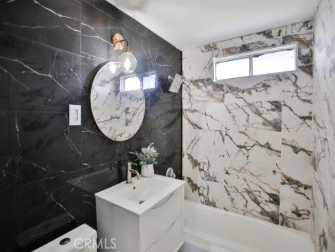 2540 W Picadilly   Way, Anaheim, CA