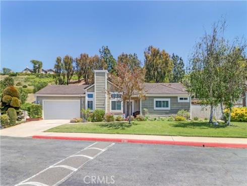 5760 E Hudson Bay Drive, Anaheim, CA