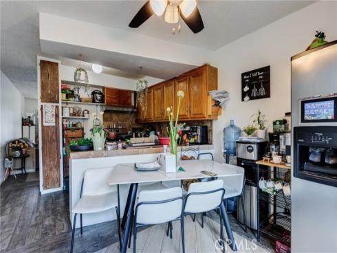 1222 N Placentia Avenue, Anaheim, CA