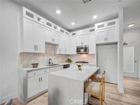 435 W Center Street Promenade 211 , Anaheim, CA