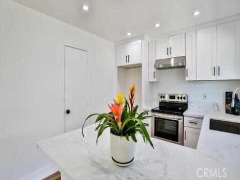 951 S Citron  5  Street, Anaheim, CA