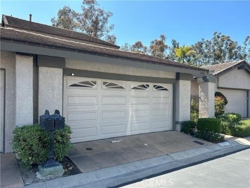 6504 E Paseo Diego  , Anaheim, CA