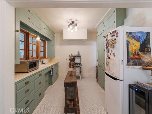 1120 W Chestnut Street, Anaheim, CA