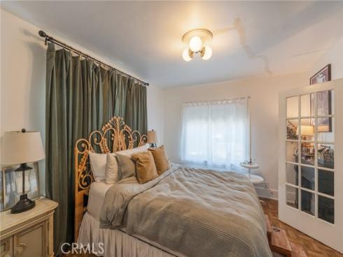 1120 W Chestnut Street, Anaheim, CA