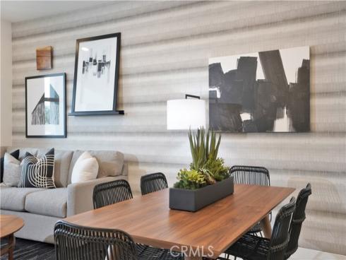 2317 W Broadway , Anaheim, CA