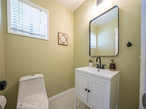 485 E Chartres Street, Anaheim, CA