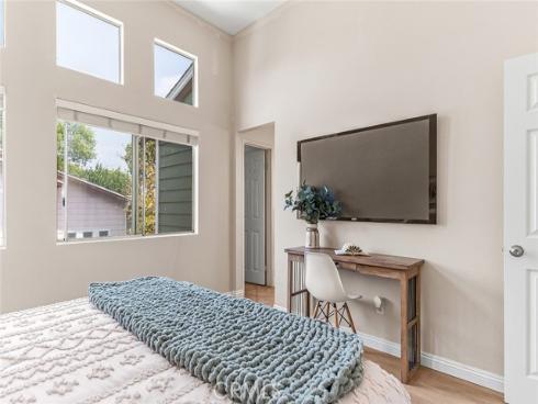 485 E Chartres Street, Anaheim, CA