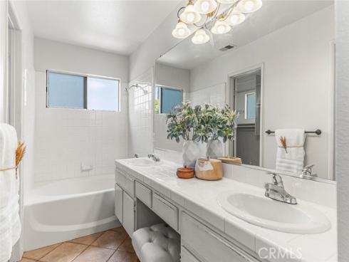 485 E Chartres Street, Anaheim, CA