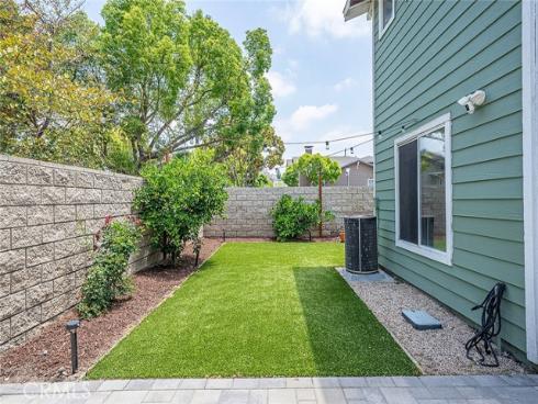 485 E Chartres Street, Anaheim, CA