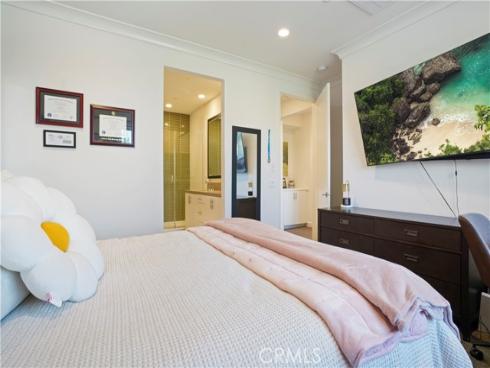 820 E Santa Ana Street, Anaheim, CA