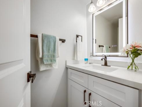 658 S Webster 4 Avenue, Anaheim, CA