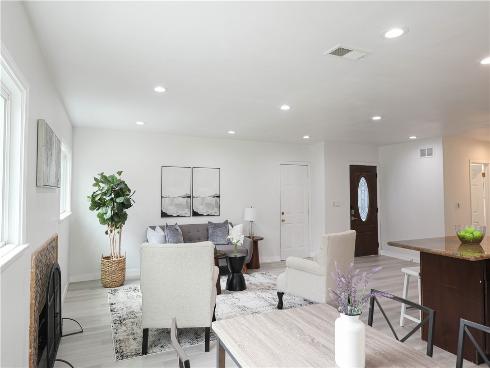 1419 W Laster   Avenue, Anaheim, CA