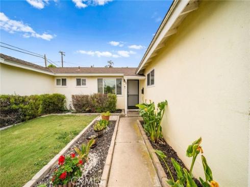 11692 Poes Street, Anaheim, CA