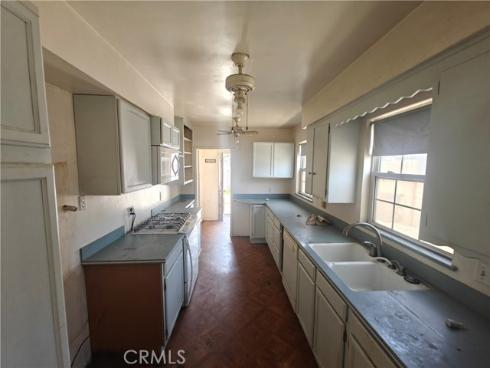 925 W Autumn Drive, Anaheim, CA