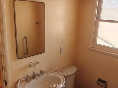 925 W Autumn Drive, Anaheim, CA