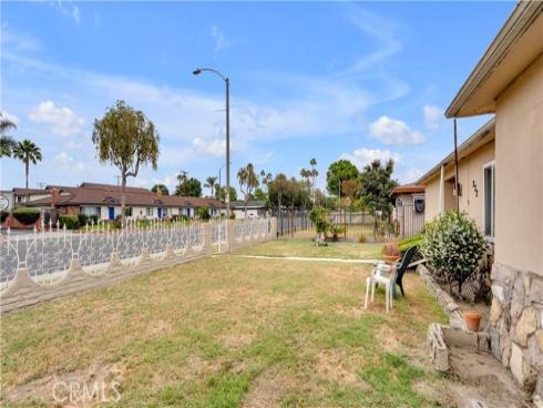 222 W Orangewood   Avenue, Anaheim, CA