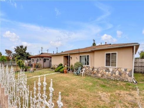 222 W Orangewood   Avenue, Anaheim, CA