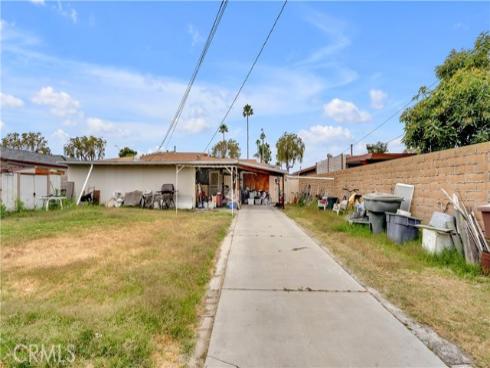 222 W Orangewood   Avenue, Anaheim, CA