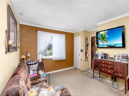 222 W Orangewood   Avenue, Anaheim, CA