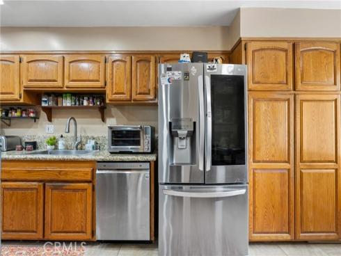 2011 W Katella 17 Avenue, Anaheim, CA