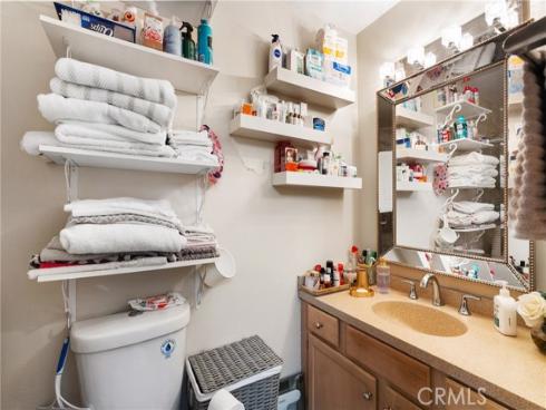 2011 W Katella 17 Avenue, Anaheim, CA