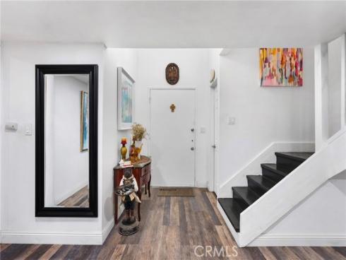 2011 W Katella 17 Avenue, Anaheim, CA