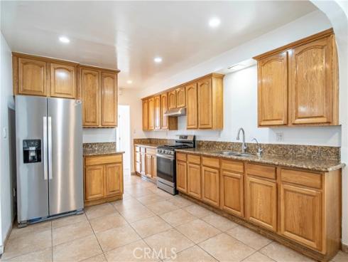 2106 E Nura Place, Anaheim, CA