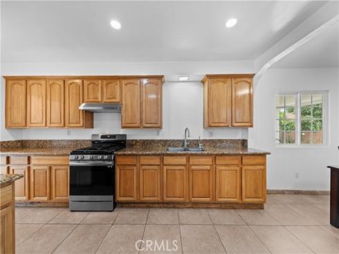 2106 E Nura Place, Anaheim, CA