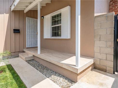 2106 E Nura Place, Anaheim, CA