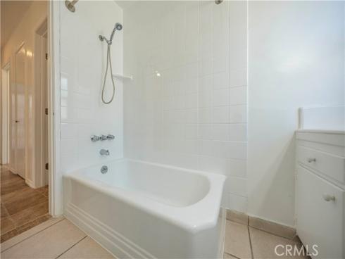 2106 E Nura Place, Anaheim, CA