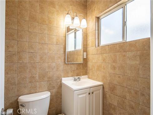 2106 E Nura Place, Anaheim, CA