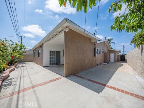 2106 E Nura Place, Anaheim, CA