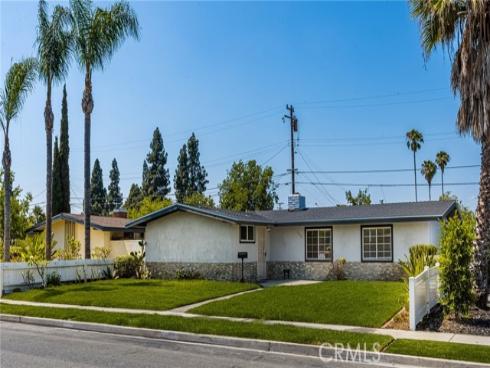 1419 W Dogwood Avenue, Anaheim, CA