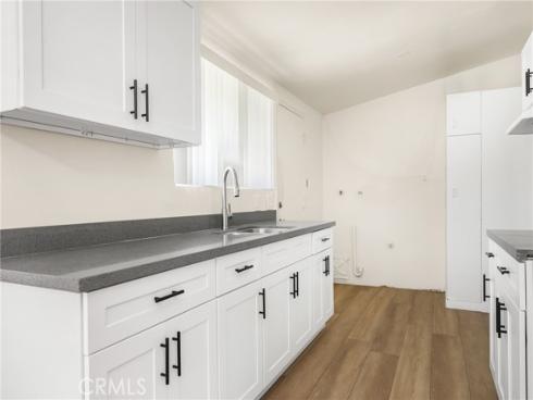 1419 W Dogwood Avenue, Anaheim, CA