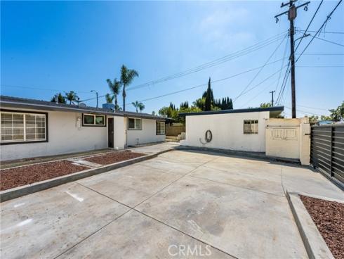 1419 W Dogwood Avenue, Anaheim, CA