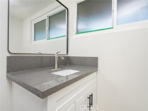 1419 W Dogwood Avenue, Anaheim, CA