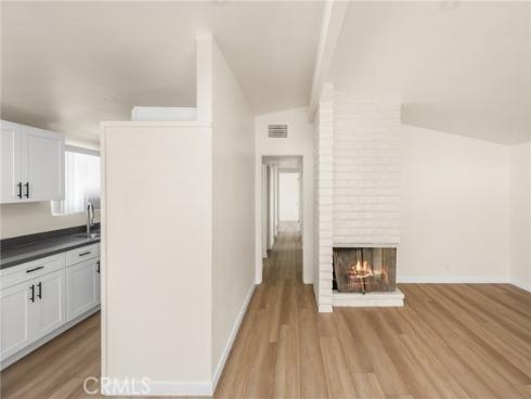 1419 W Dogwood Avenue, Anaheim, CA