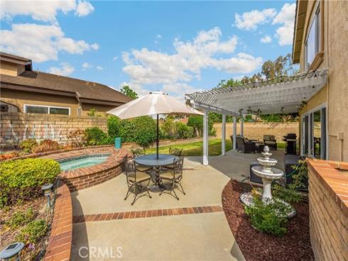 701 S Carriage Circle, Anaheim, CA