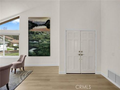 701 S Carriage Circle, Anaheim, CA