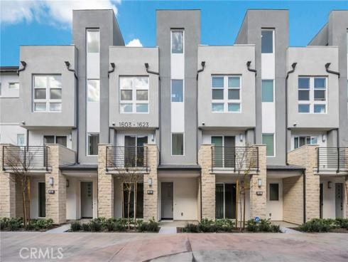 1611 W Cara Drive, Anaheim, CA