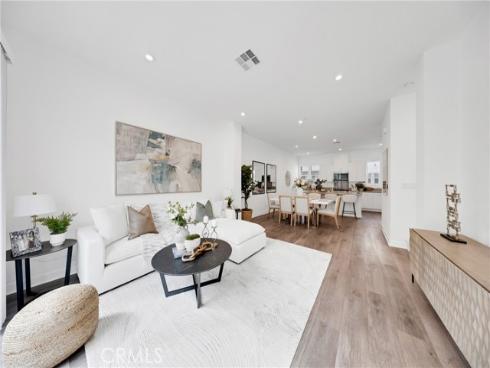 1611 W Cara Drive, Anaheim, CA