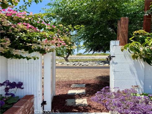 4225 E Alderdale Avenue, Anaheim, CA