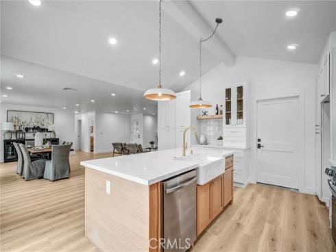 2842 E Virginia   Avenue, Anaheim, CA