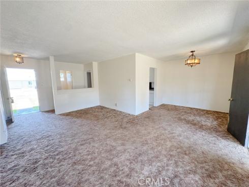 2574 W Glencrest Avenue, Anaheim, CA