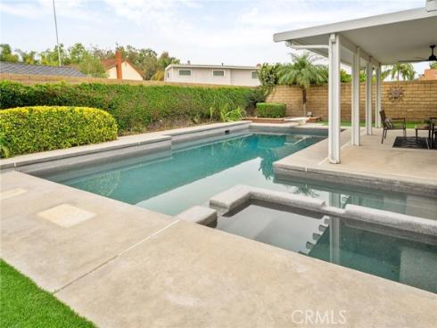 6198 E Camino Correr , Anaheim, CA